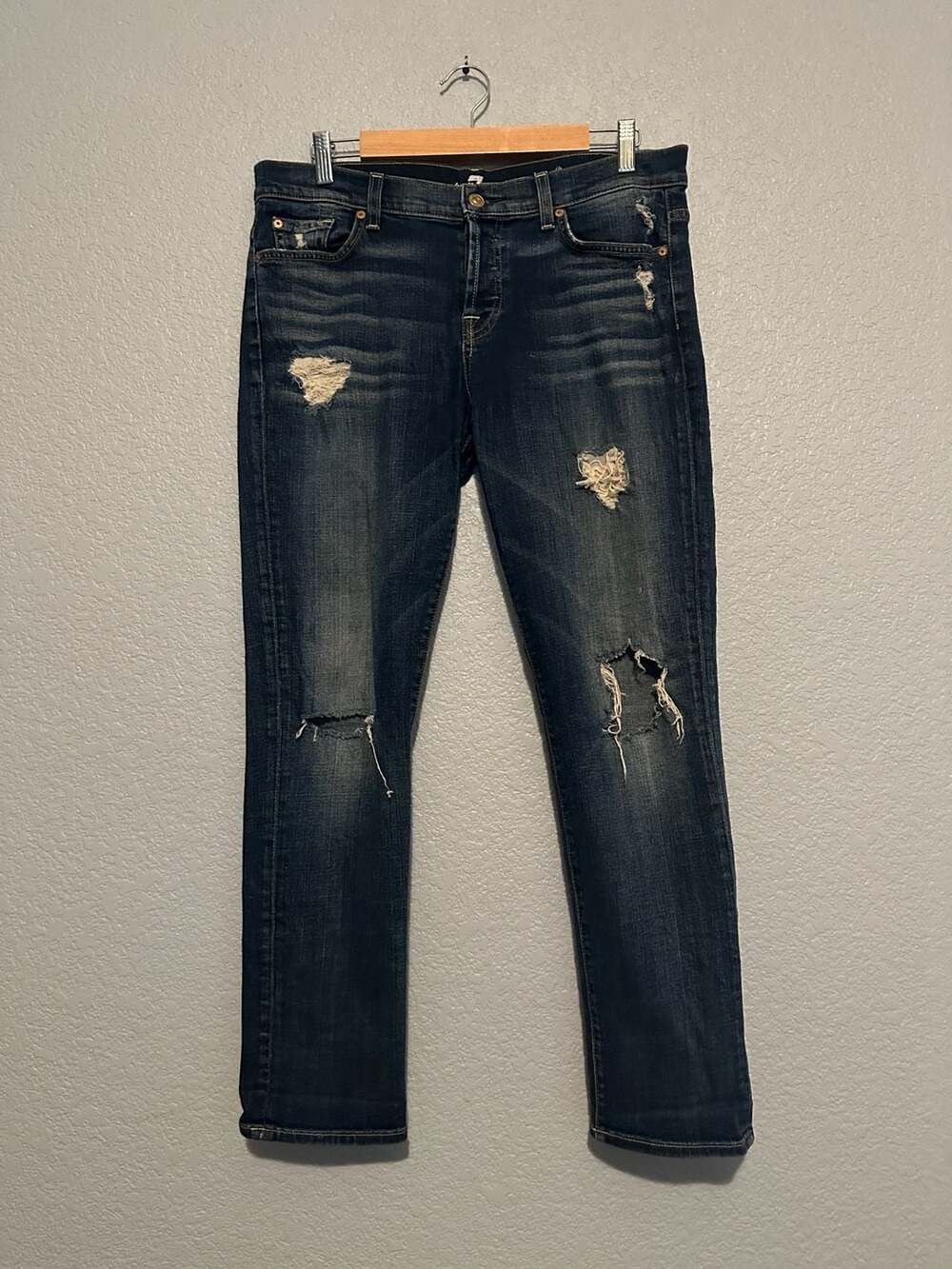 7 For All Mankind Josefina Skinny Boyfriend Jeans Size 30